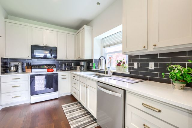 5225 Alec Drive, Garland, TX 75043