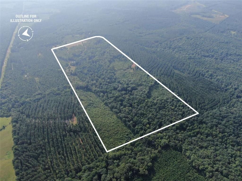 Image 5 of property listing at 1368 Pleasant Grove Road, Yatesville, GA 31097
