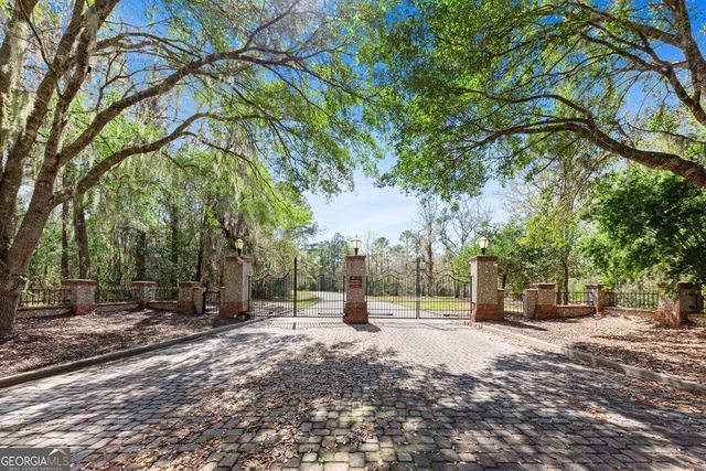 104 Secret Cove, Woodbine, GA 31569