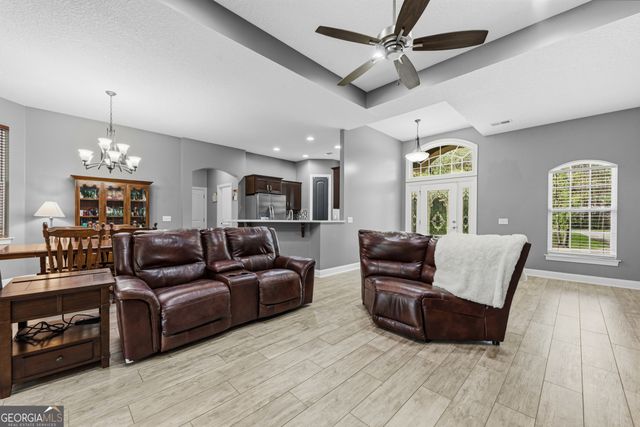 104 Secret Cove, Woodbine, GA 31569