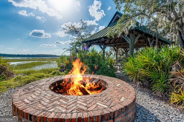 104 Secret Cove, Woodbine, GA 31569