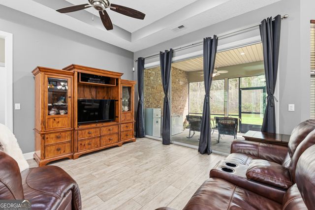 104 Secret Cove, Woodbine, GA 31569