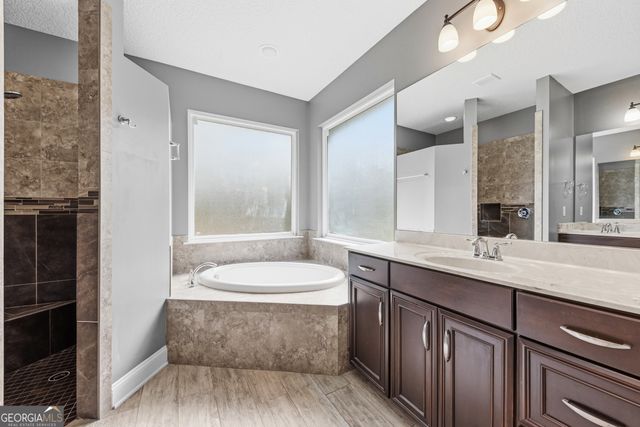 104 Secret Cove, Woodbine, GA 31569