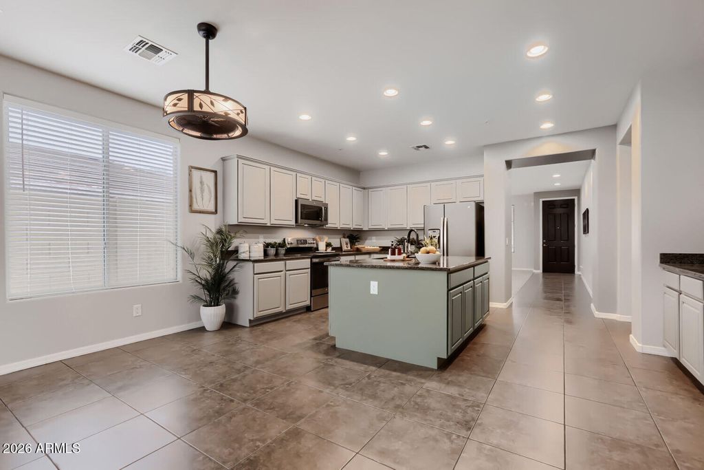 7135 W DESERT MIRAGE Drive, Peoria, AZ 85383 — photo 5