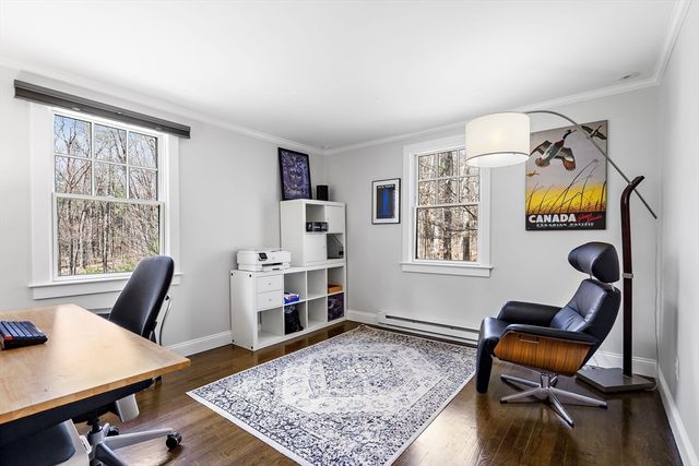 103 Peabody Dr, Stow, MA 01775