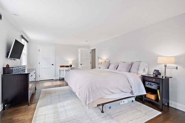 103 Peabody Dr, Stow, MA 01775