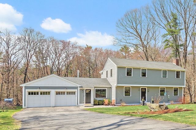 103 Peabody Dr, Stow, MA 01775