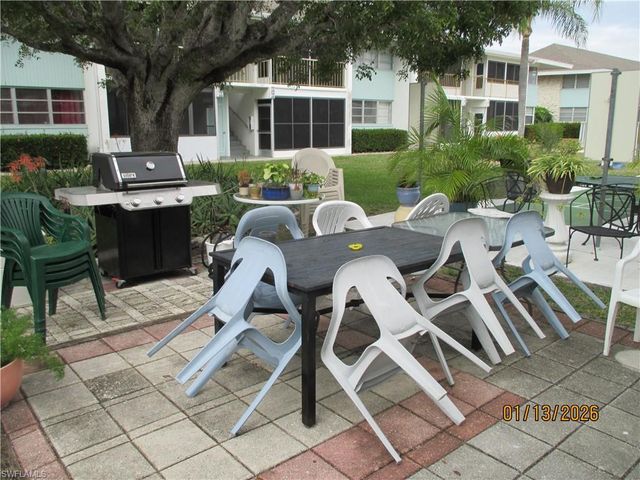 403 SE 43rd TER 10, Cape Coral, FL 33904