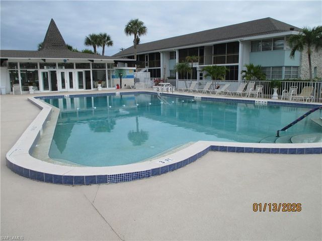 403 SE 43rd TER 10, Cape Coral, FL 33904
