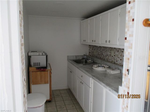 403 SE 43rd TER 10, Cape Coral, FL 33904