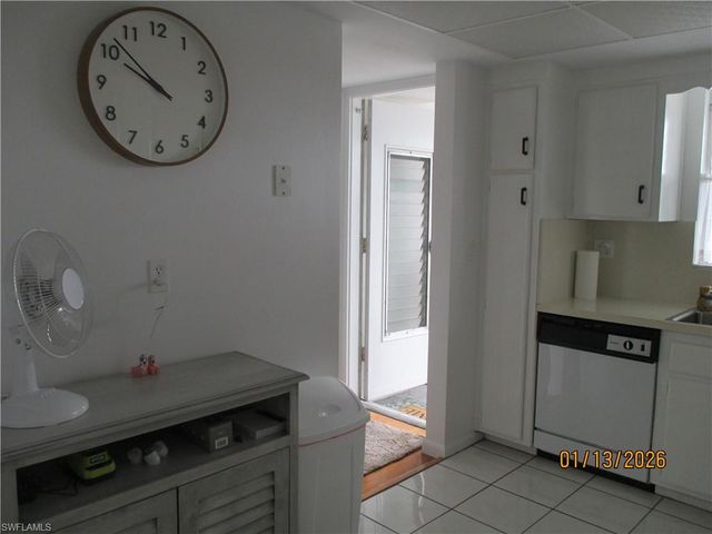 403 SE 43rd TER 10, Cape Coral, FL 33904