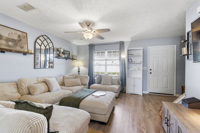 1308 Bunny Ct, Murfreesboro, TN 37130