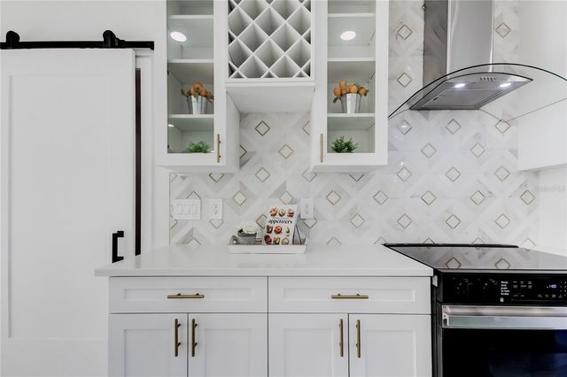 4719 GRANDVIEW AVENUE, New Port Richey, FL 34652