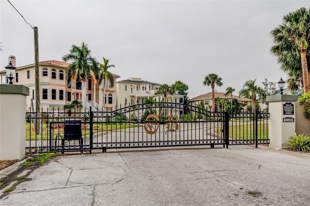 4719 GRANDVIEW AVENUE, New Port Richey, FL 34652