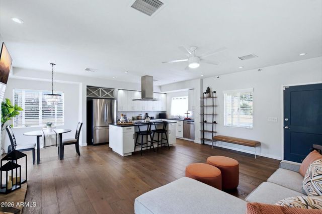 530 W VERNON Avenue, Phoenix, AZ 85003