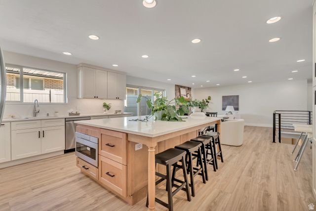 2415 E ARNETT DR, Millcreek, UT 84109