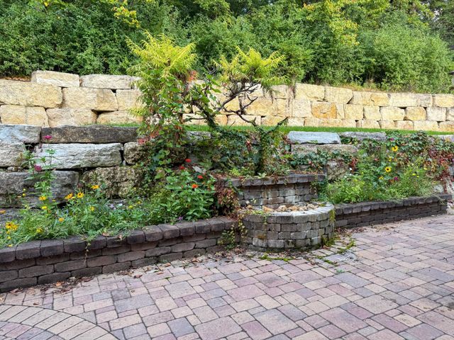 2449 Salem Heights Lane SW, Rochester, MN 55902