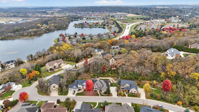 2449 Salem Heights Lane SW, Rochester, MN 55902