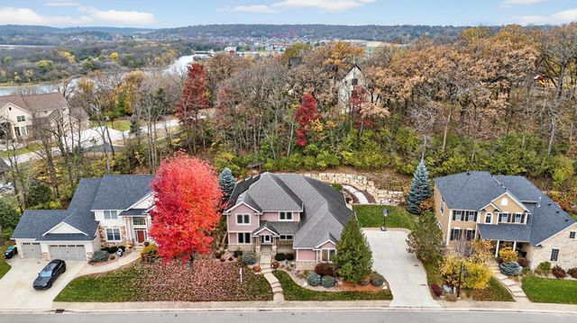 2449 Salem Heights Lane SW, Rochester, MN 55902