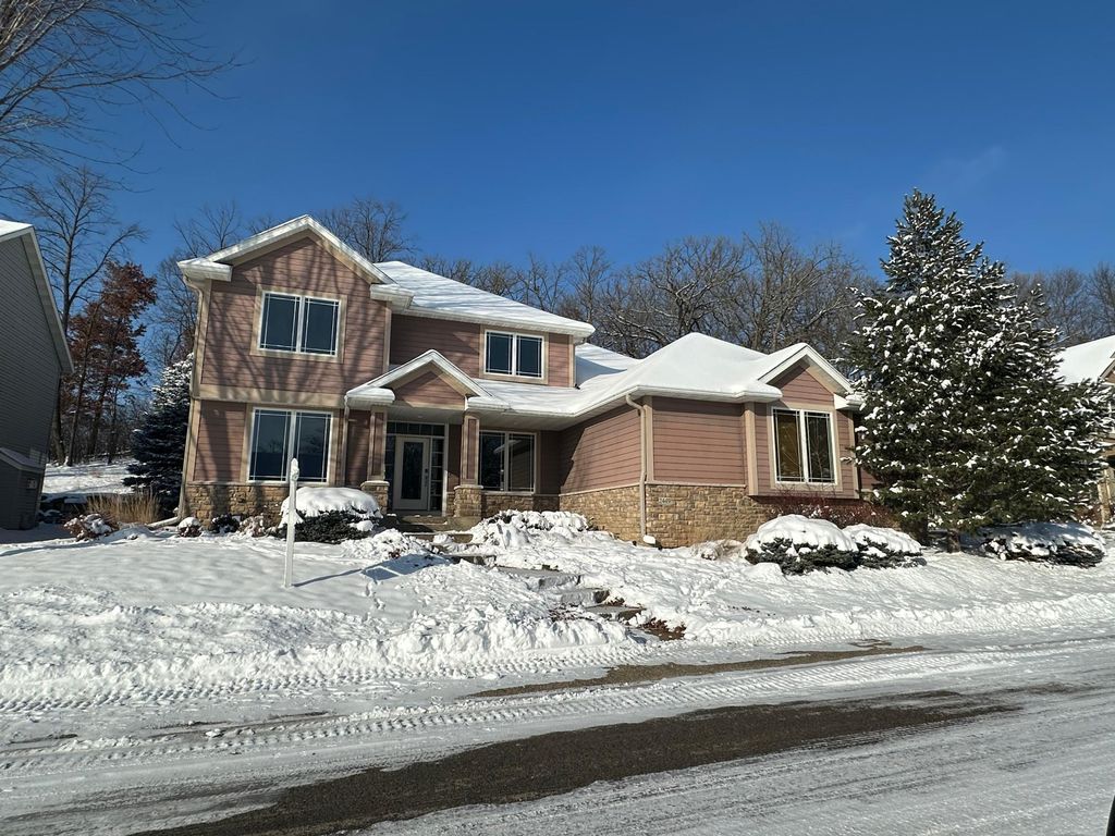 2449 Salem Heights Lane SW, Rochester, MN 55902