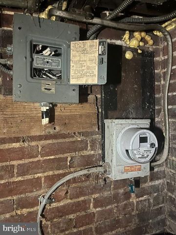 4213 MASSACHUSETTS AVE, Baltimore, MD 21229