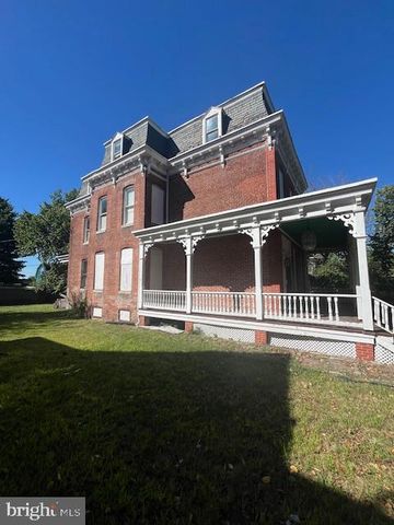 4213 MASSACHUSETTS AVE, Baltimore, MD 21229