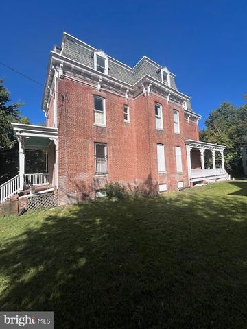 4213 MASSACHUSETTS AVE, Baltimore, MD 21229