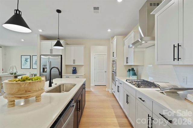 1083 Arundle Road, Sherrills Ford, NC 28673