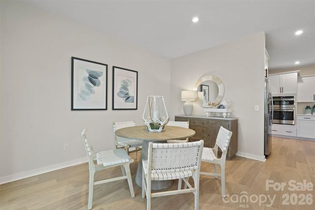 1083 Arundle Road, Sherrills Ford, NC 28673