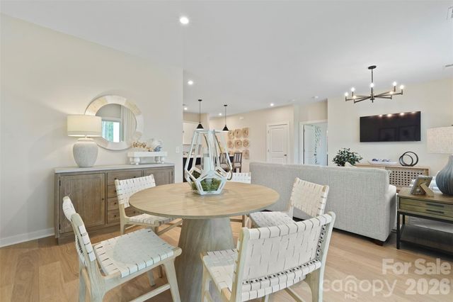 1083 Arundle Road, Sherrills Ford, NC 28673