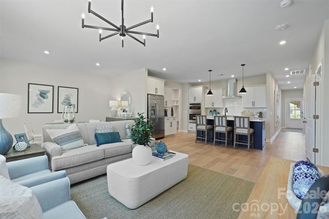 1083 Arundle Road, Sherrills Ford, NC 28673