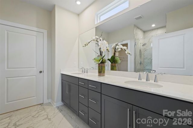 1083 Arundle Road, Sherrills Ford, NC 28673