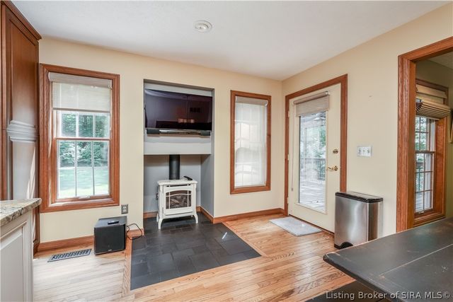 2016 Ridgeview Drive, Floyds Knobs, IN 47119