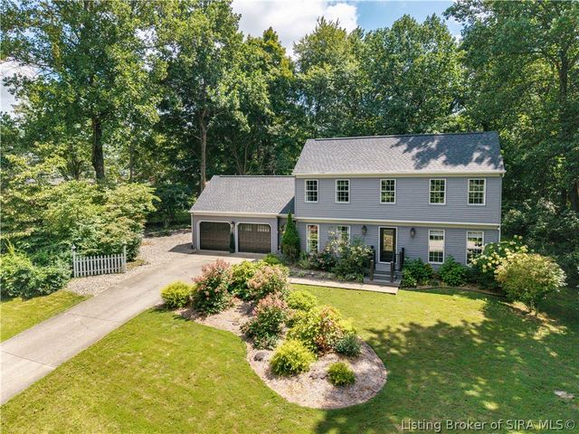 2016 Ridgeview Drive, Floyds Knobs, IN 47119