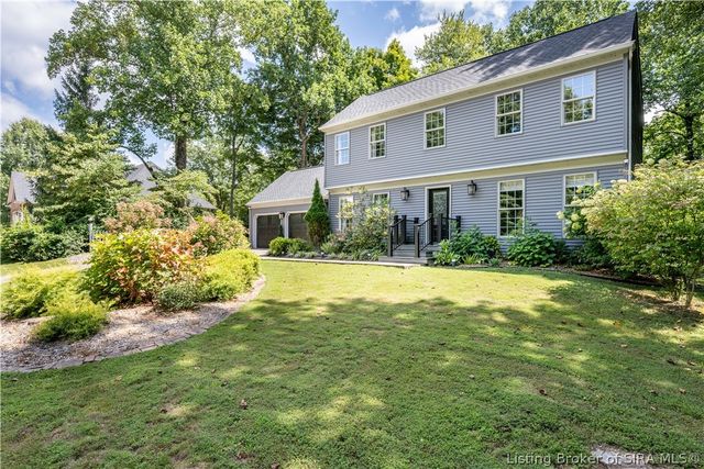 2016 Ridgeview Drive, Floyds Knobs, IN 47119