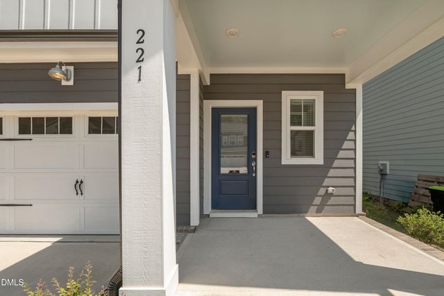 221 Beacon Drive, Pittsboro, NC 27312