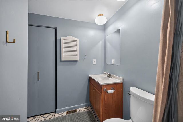 714 SUMMIT CHASE DR, Reading, PA 19611