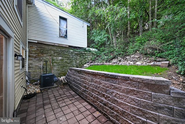 714 SUMMIT CHASE DR, Reading, PA 19611