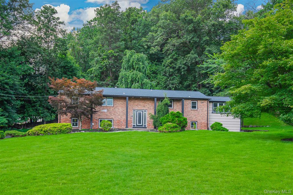 7 Charlotte Drive, Spring Valley, NY 10977