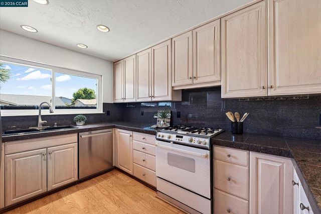 7030 Corinth, Dublin, CA 94568