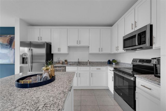 1715 FAN PALM DRIVE, Davenport, FL 33897