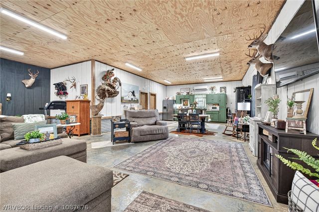 2627 Witcherville Road, Greenwood, AR 72936