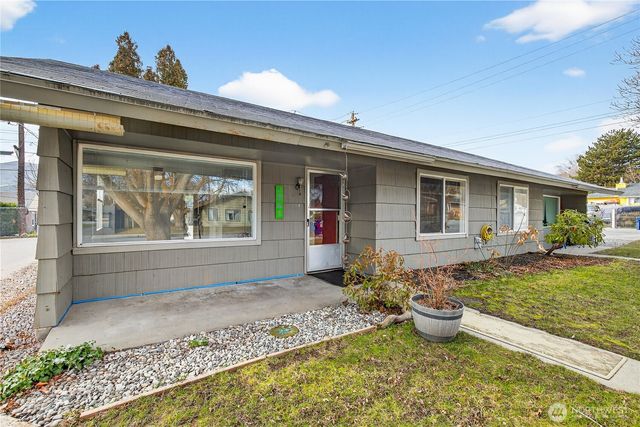 1261 & 1263 Montana Street, Wenatchee, WA 98801