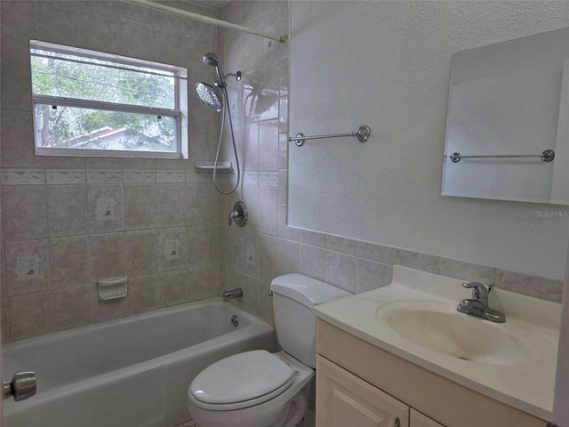 916 LA SALLE AVENUE, Orlando, FL 32803