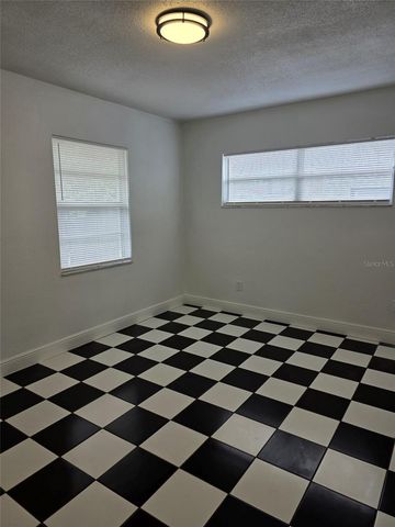 916 LA SALLE AVENUE, Orlando, FL 32803