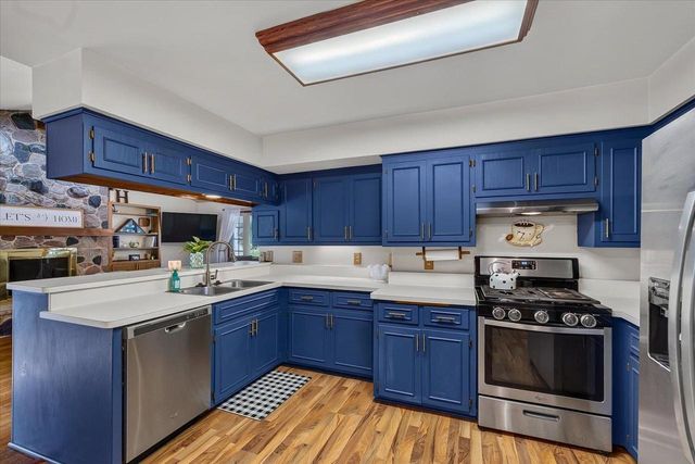 2313 Ramshead Court, Waukesha, WI 53188