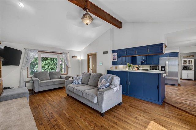 2313 Ramshead Court, Waukesha, WI 53188