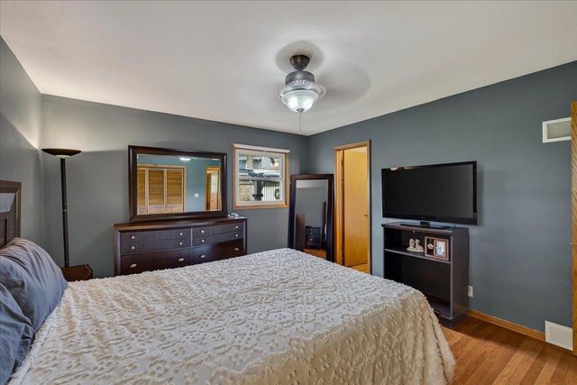 2313 Ramshead Court, Waukesha, WI 53188