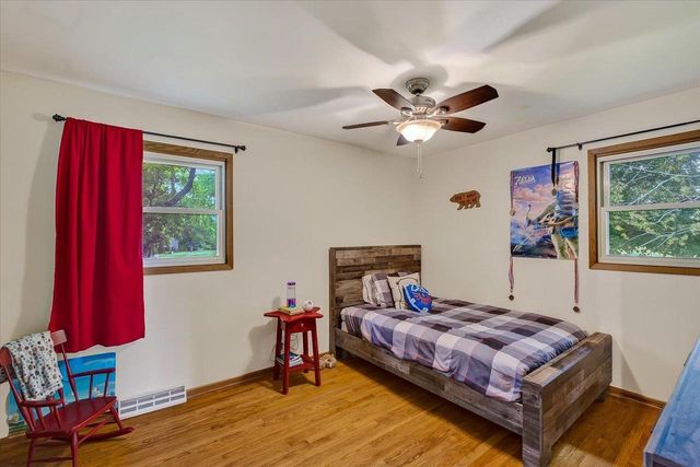 2313 Ramshead Court, Waukesha, WI 53188