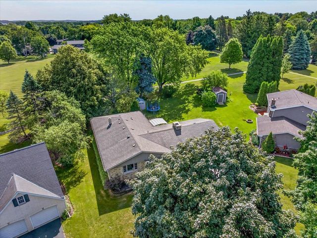 2313 Ramshead Court, Waukesha, WI 53188